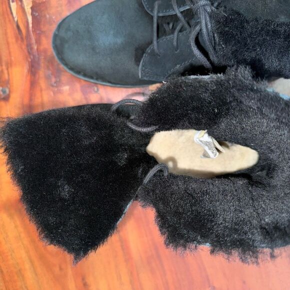 UGG SUEDE WHIPSTITCH TRIM LACE-UP BOOTS - Picture 4 of 7